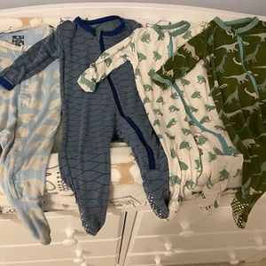 💙 4 / $ 30 KICKEE PANTS